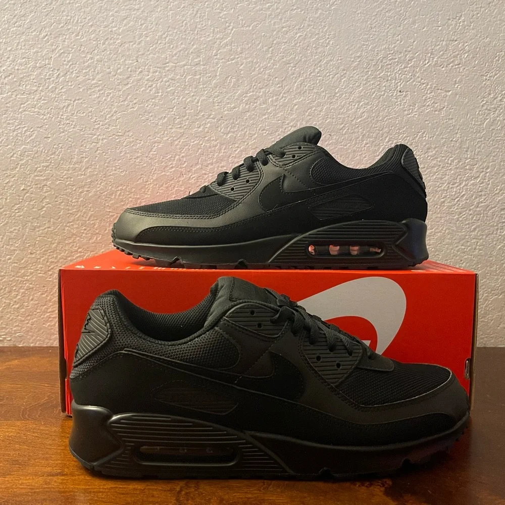 Nike Air Max 90 Triple Black Lifestyle Casual Shoes CN8490-003 Size 13